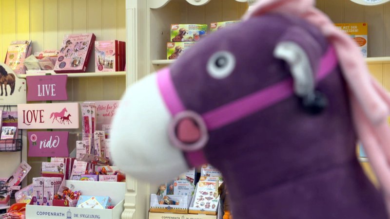 Spielzeug für Mädchen | Bild: BR Spielzeug für Mädchen