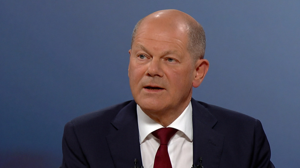 Kanzler Olaf Scholz  in der ZDF-Sendung "Was nun?"