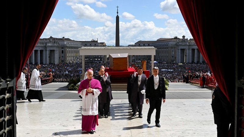 Beerdigung von Papst Franziskus | Bild: Vatican Media/Simone Risoluti/Handout via REUTERS Beerdigung von Papst Franziskus