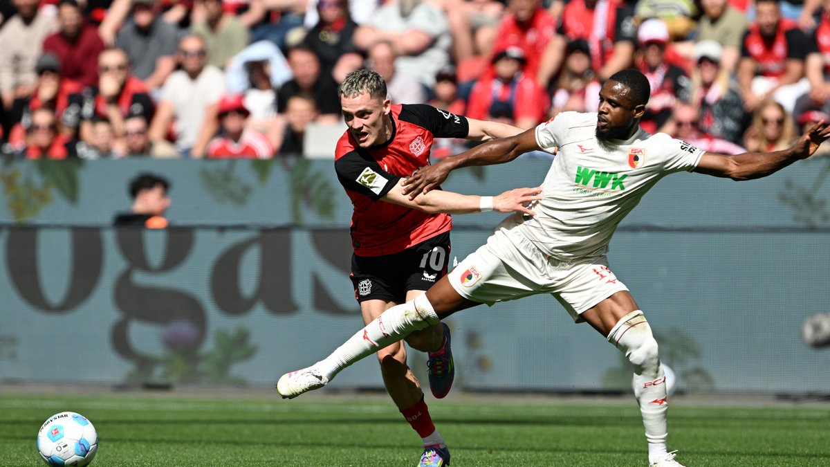 Keine Schützenhilfe für Bayern: Augsburg verliert in Leverkusen