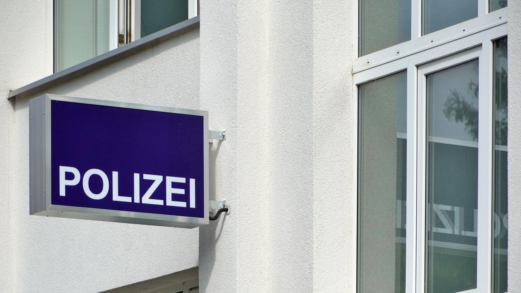 Nach Raubüberfall: Opfer erkennt Verdächtigen auf Polizeiwache