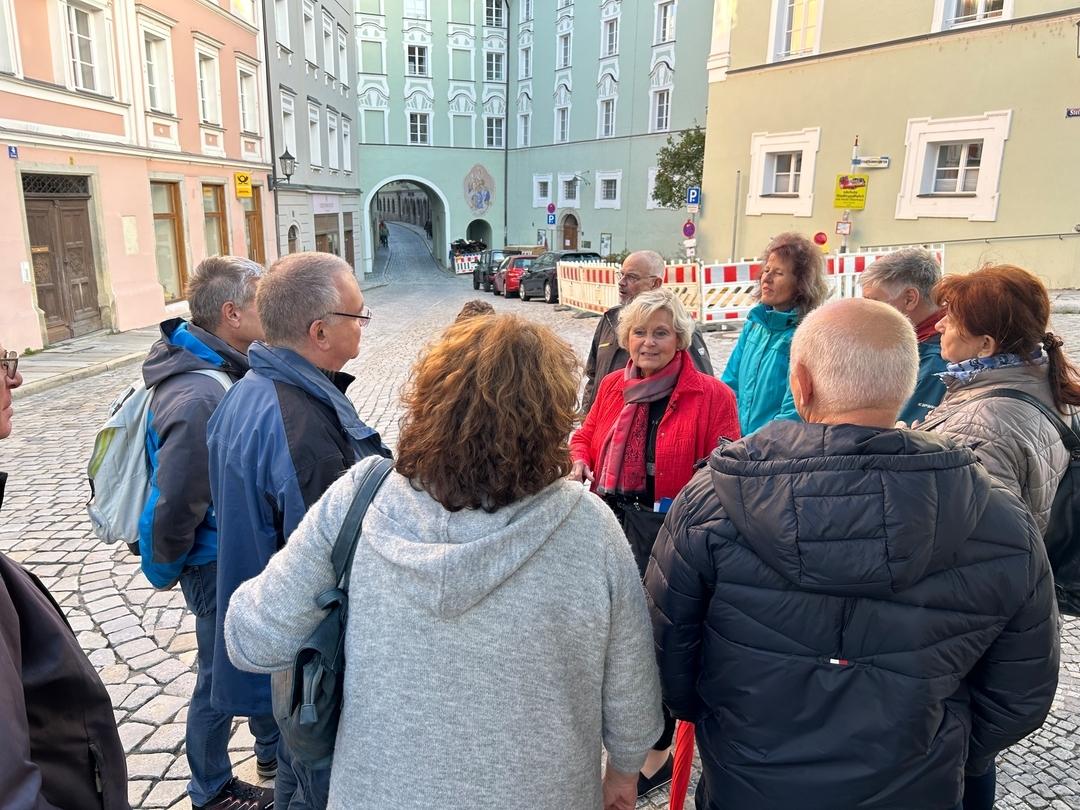 Menschen in einer Stadt