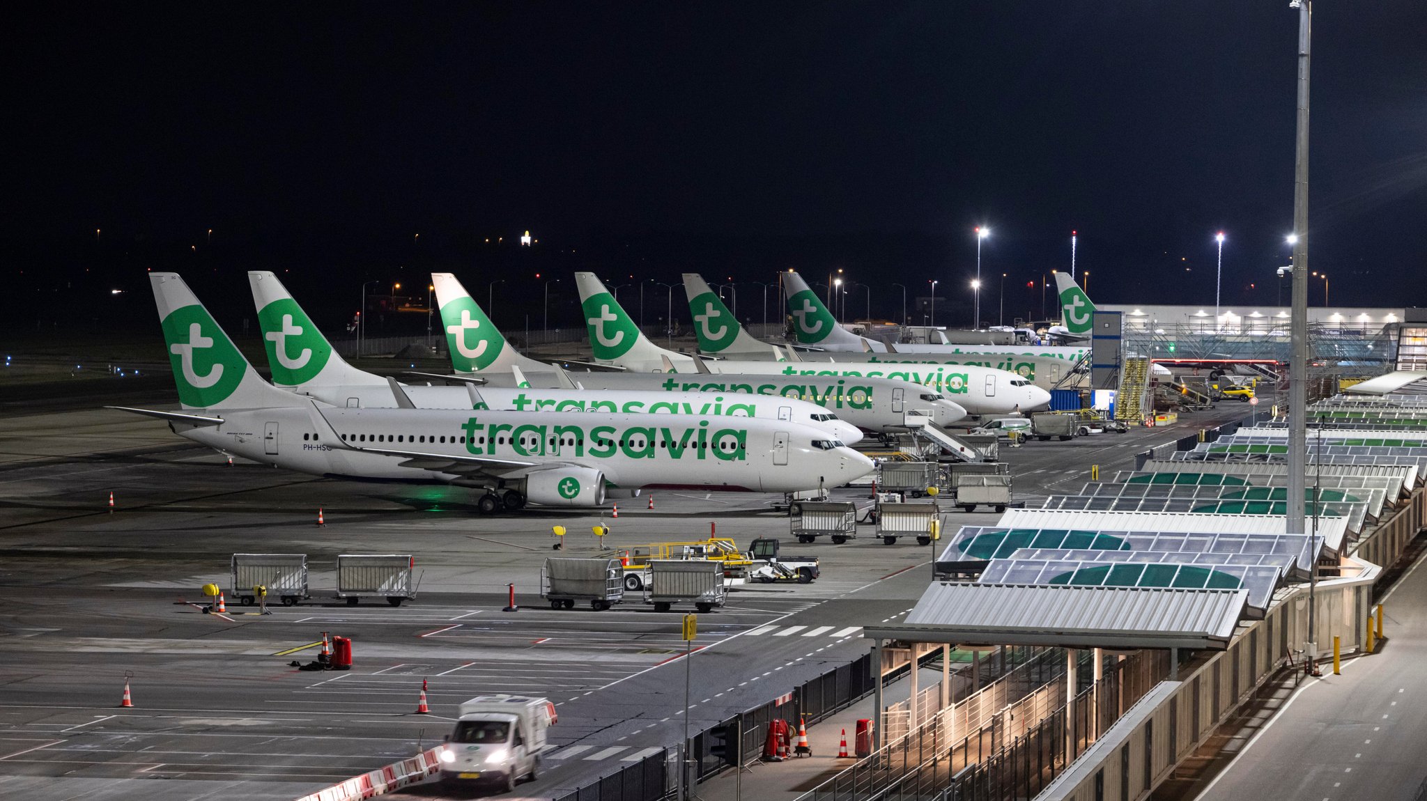 Drohnen legen Flughafen Eindhoven lahm – Militär greift ein