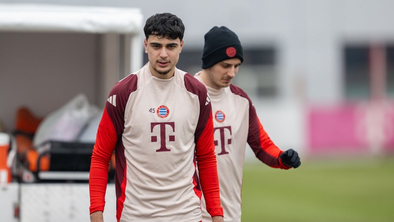 Aleksandar Pavlovic (l.) | Bild: picture-alliance/dpa Aleksandar Pavlovic (l.)