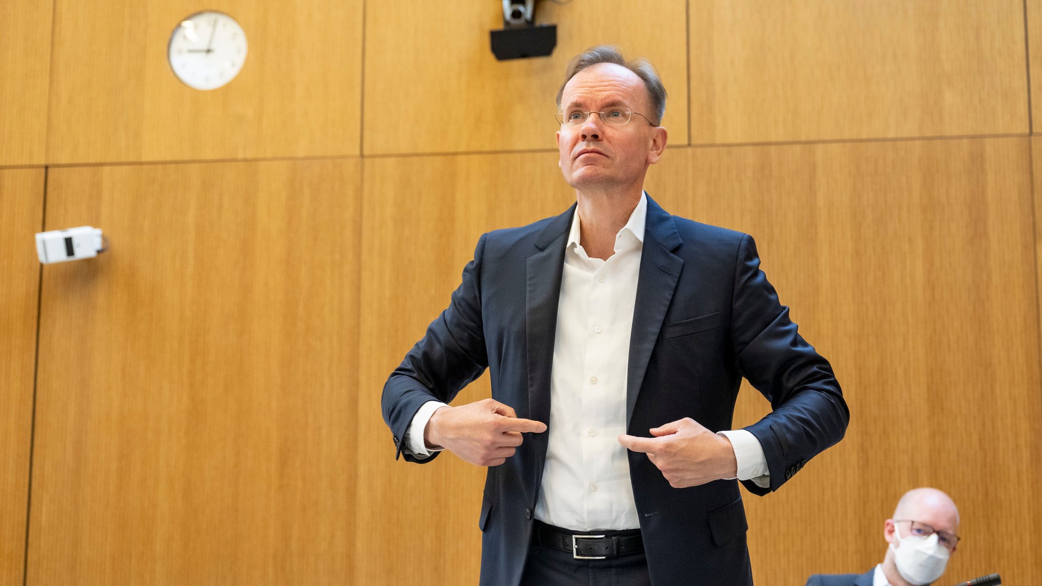 Im Mittelpunkt des heutigen Prozesstages stand unter anderem die Analyse des von den Ermittlungsbehörden sichergestellten Mobiltelefons von Markus Braun. | Bild: dpa-Bildfunk/Lennart Preiss Im Mittelpunkt des heutigen Prozesstages stand unter anderem die Analyse des von den Ermittlungsbehörden sichergestellten Mobiltelefons von Markus Braun.