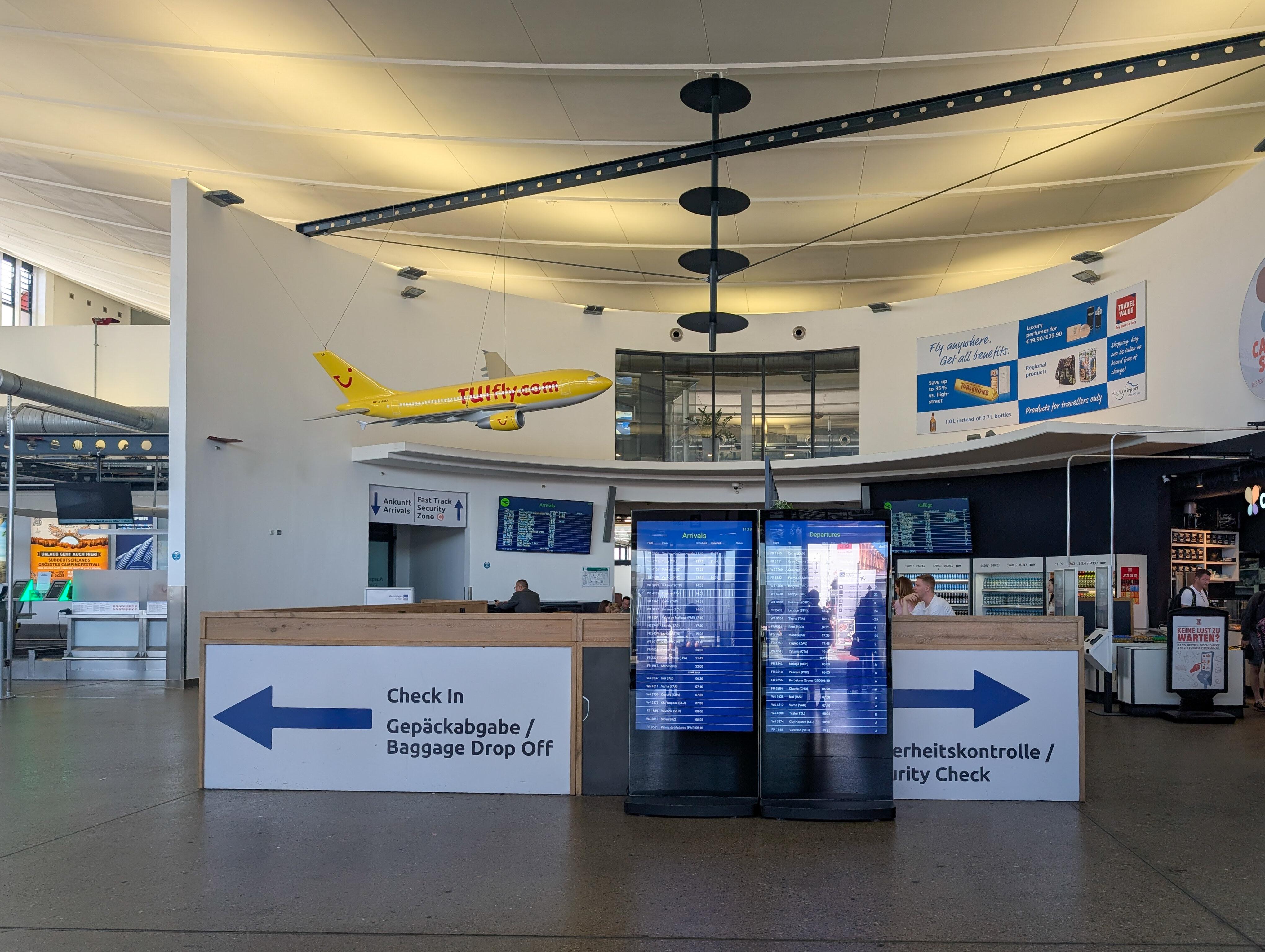 Das Terminal am Flughafen Memmignen