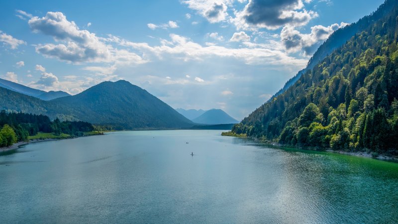 Sylvensteinsee | Bild: picture alliance / Westend61 | Maria Maar Sylvensteinsee