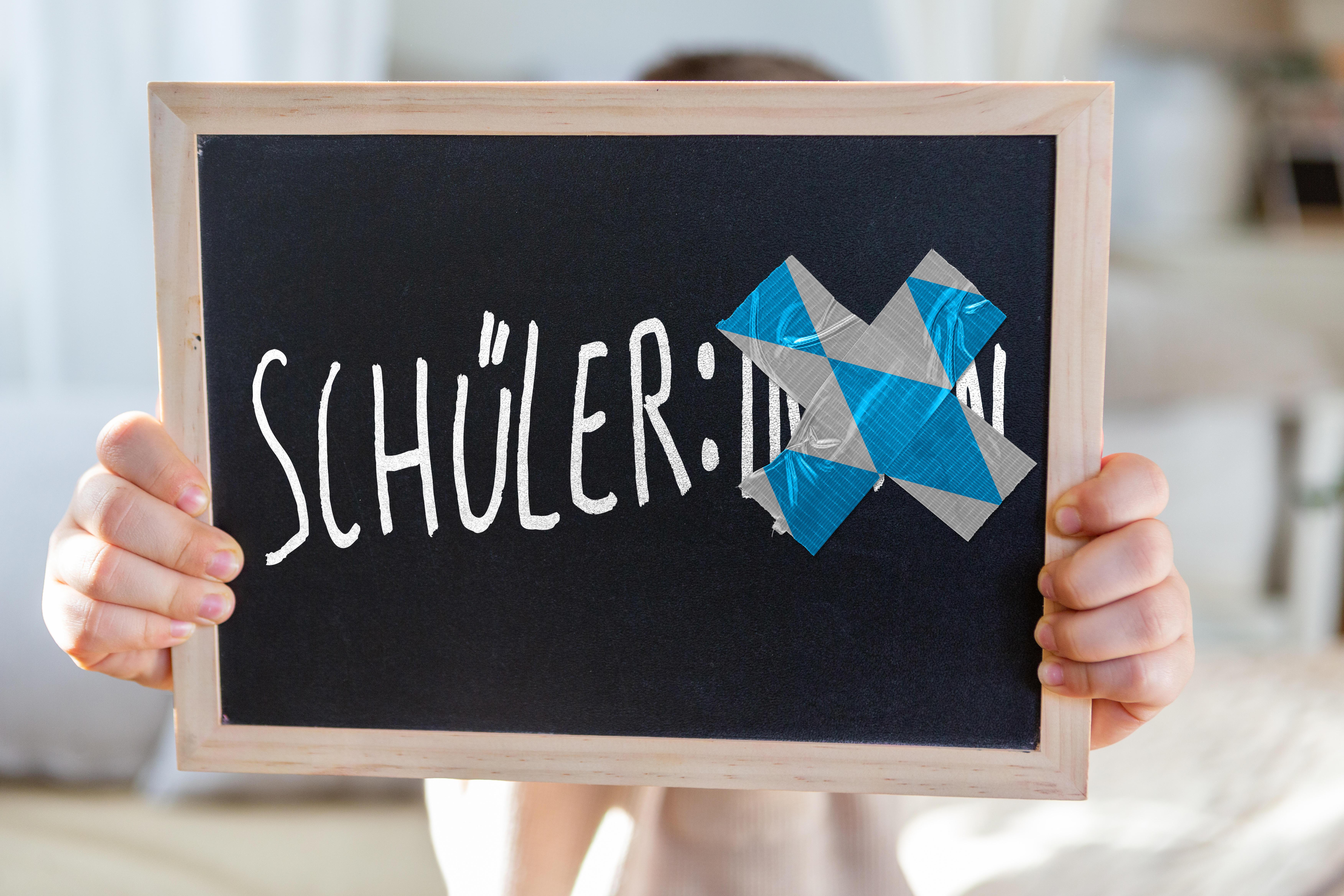 Symbolbild Gendern an bayerischen Schulen verboten (Fotomontage)