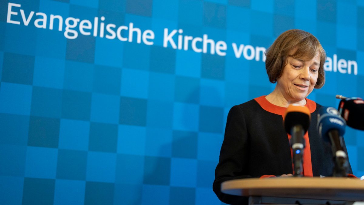 Evangelische Ratsvorsitzende Annette Kurschus tritt zurück