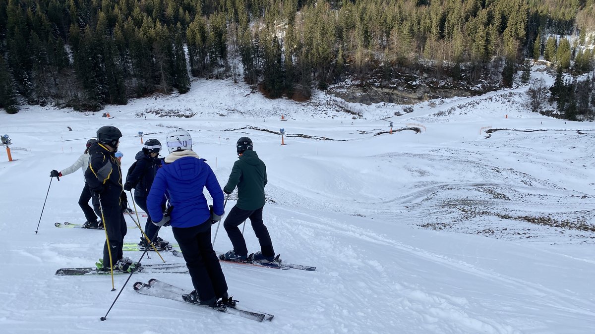 Skiunfall in Tirol: Mann aus Oberbayern stirbt auf roter Piste 