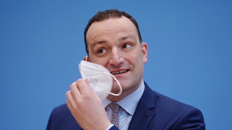 (Archivbild) Der Druck auf den ehemaligen Bundesgesundheitsminister Jens Spahn wegen überteuerter Maskenkäufe zu Zeiten der Corona-Krise steigt. | Bild: picture alliance/dpa | Kay Nietfeld (Archivbild) Der Druck auf den ehemaligen Bundesgesundheitsminister Jens Spahn wegen überteuerter Maskenkäufe zu Zeiten der Corona-Krise steigt.