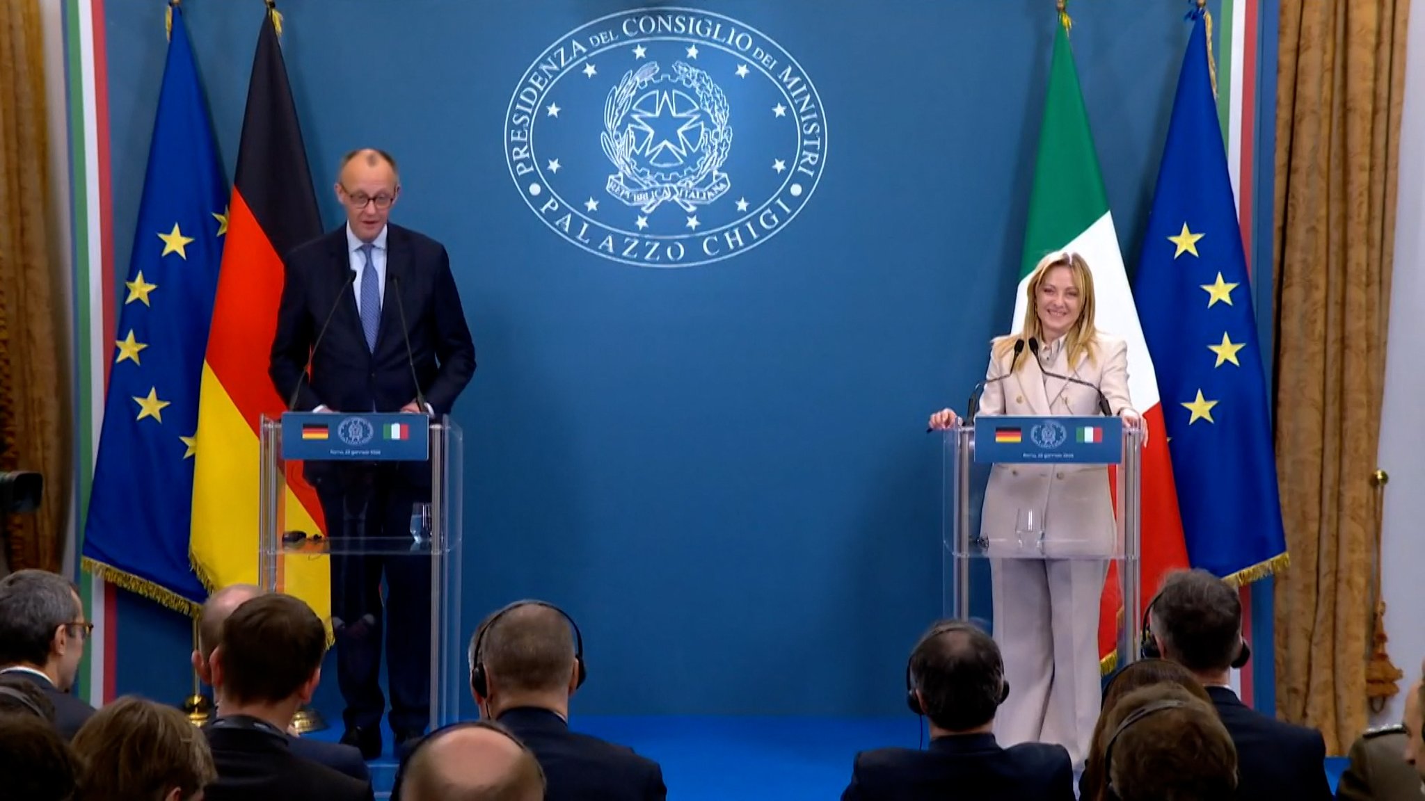 Kanzler Merz ist heute in Rom gewesen. Das Treffen mit der italienischen Regierung lief harmonisch ab - ein Gegenpol zur aufgeregten Woche mit Trump, Grönland und Zollstreit. 