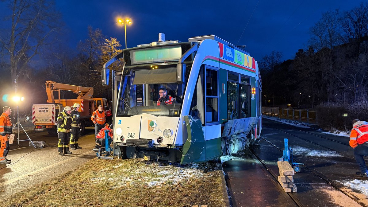 Verletzte bei Straßenbahn-Unfällen in Augsburg und Nürnberg