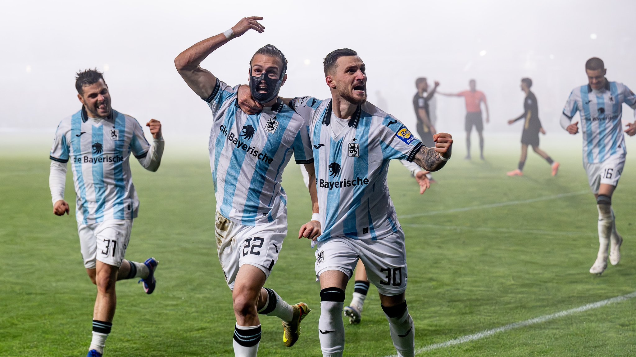 Sigurd Haugen jubelt nach seinem Siegtreffer