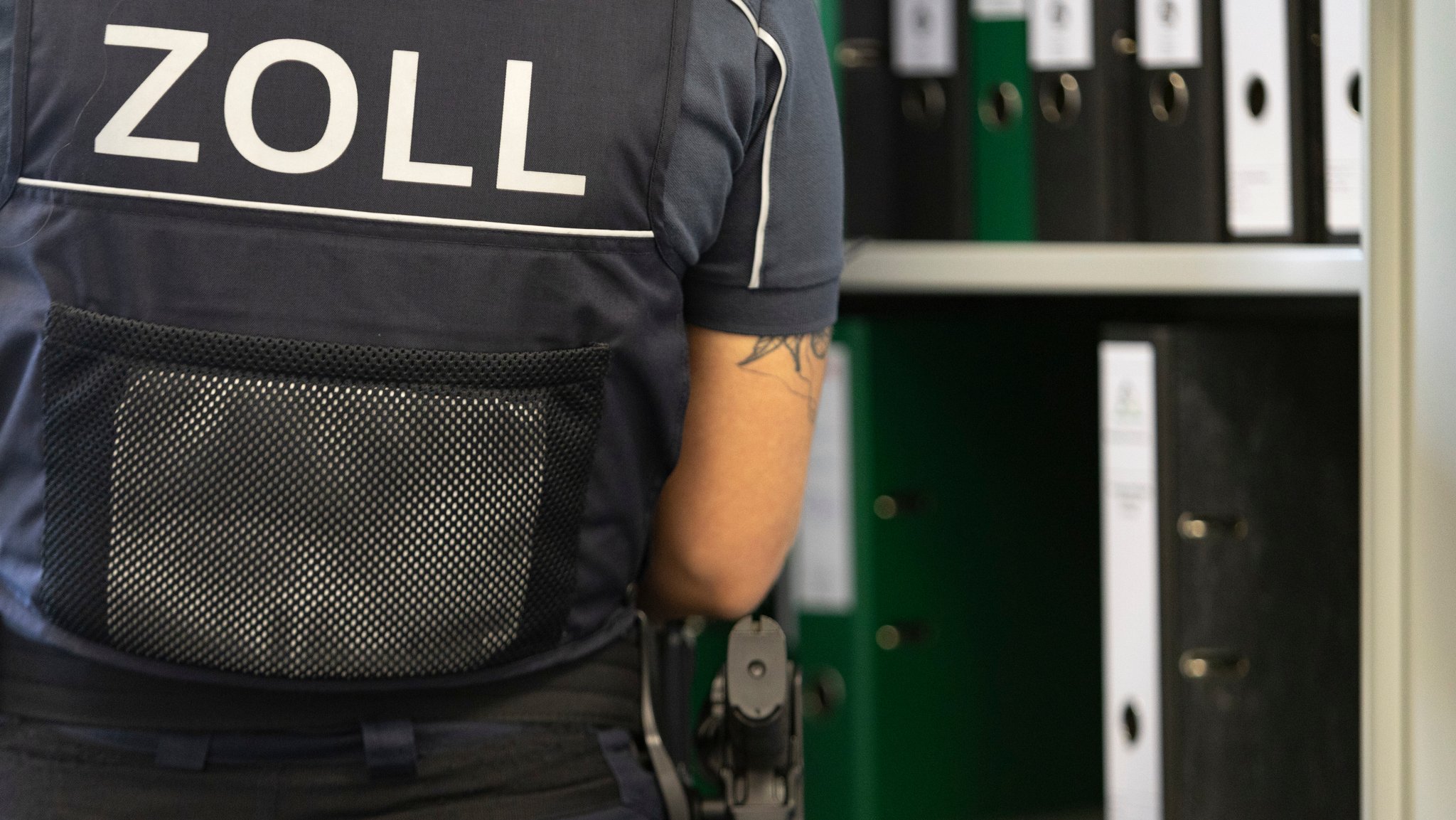 Schwarzarbeit: Razzien bei Reinigungsfirmen auch in Bayern