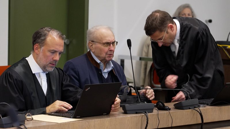 Der frühere CSU-Bundestagsabgeordnete Eduard Lintner im Aserbaidschan-Prozess | Bild: BR Der frühere CSU-Bundestagsabgeordnete Eduard Lintner im Aserbaidschan-Prozess