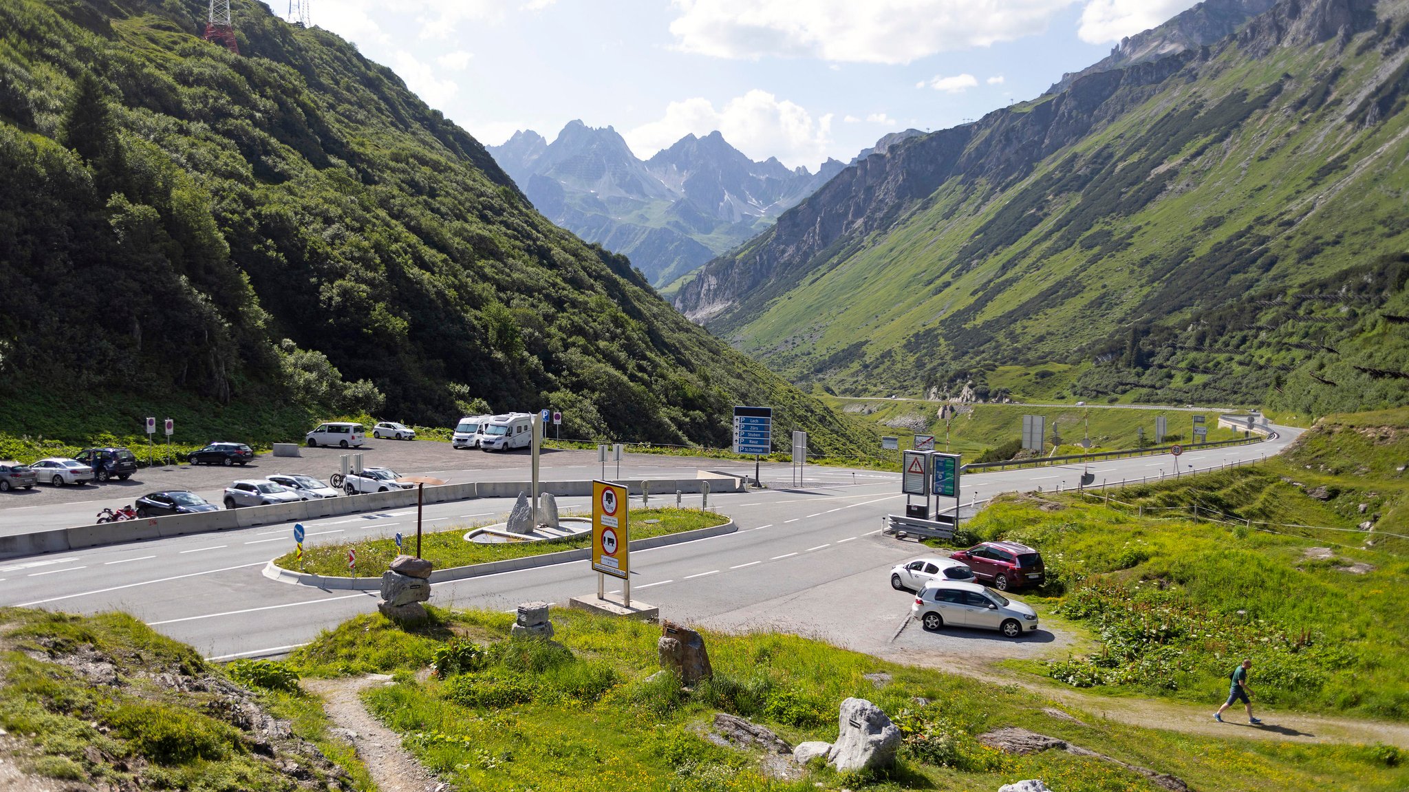 Archivbild: Arlbergpass-Straße, St. Christophen, Österreich