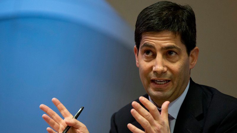 Kevin Warsh, hier bei einer Rede 2014 zur Transparenz bei der Bank of England. | Bild: pa/ap/Alastair Grant Kevin Warsh, hier bei einer Rede 2014 zur Transparenz bei der Bank of England.