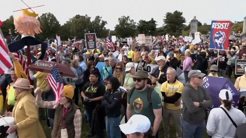 "No Kings": Millionen bei Protesten in USA gegen Trump erwartet | Bild: BR "No Kings": Millionen bei Protesten in USA gegen Trump erwartet