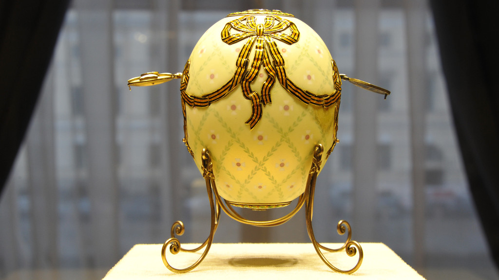 Ein echtes Fabergé-Ei aus einer Privatsammlung des russischen Oligarchen Viktor Wekselberg in Sankt Petersburg.