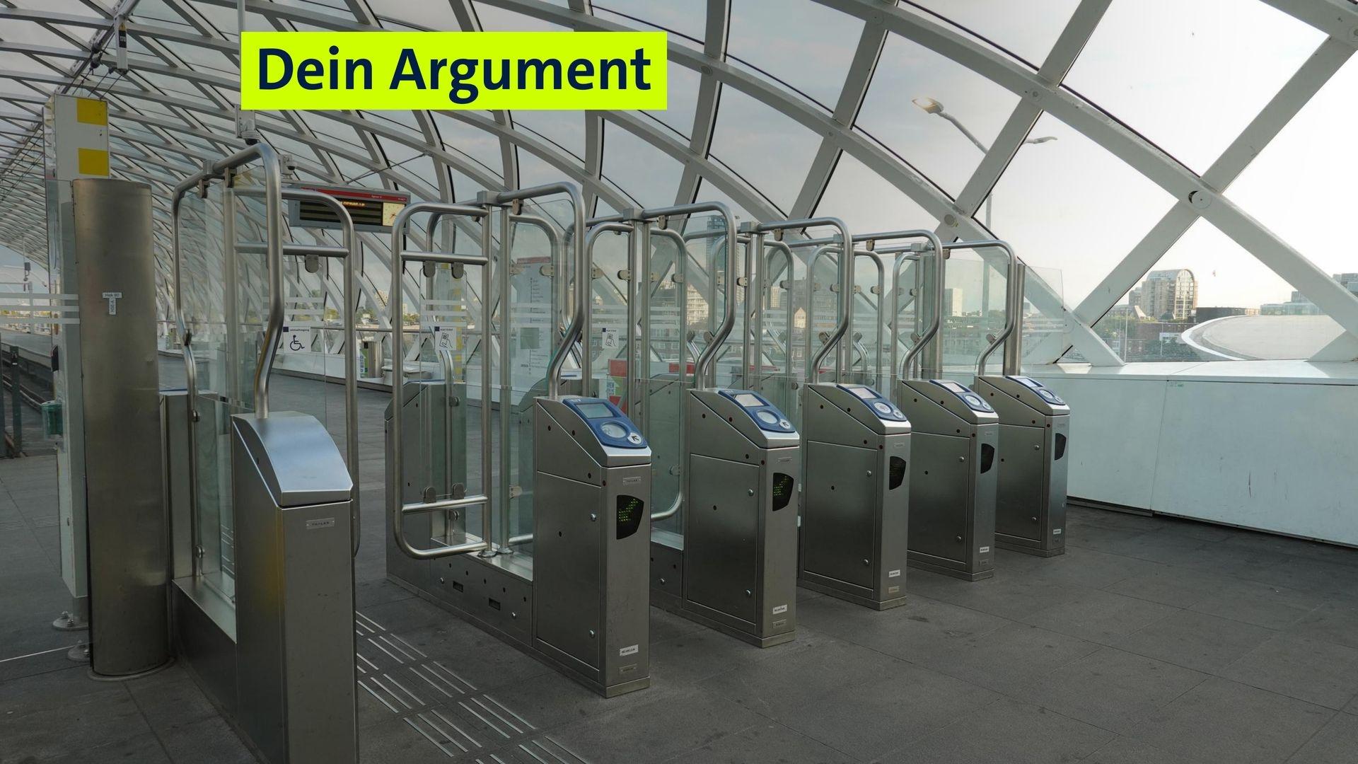 Bahnsteigsperren in Den Haag