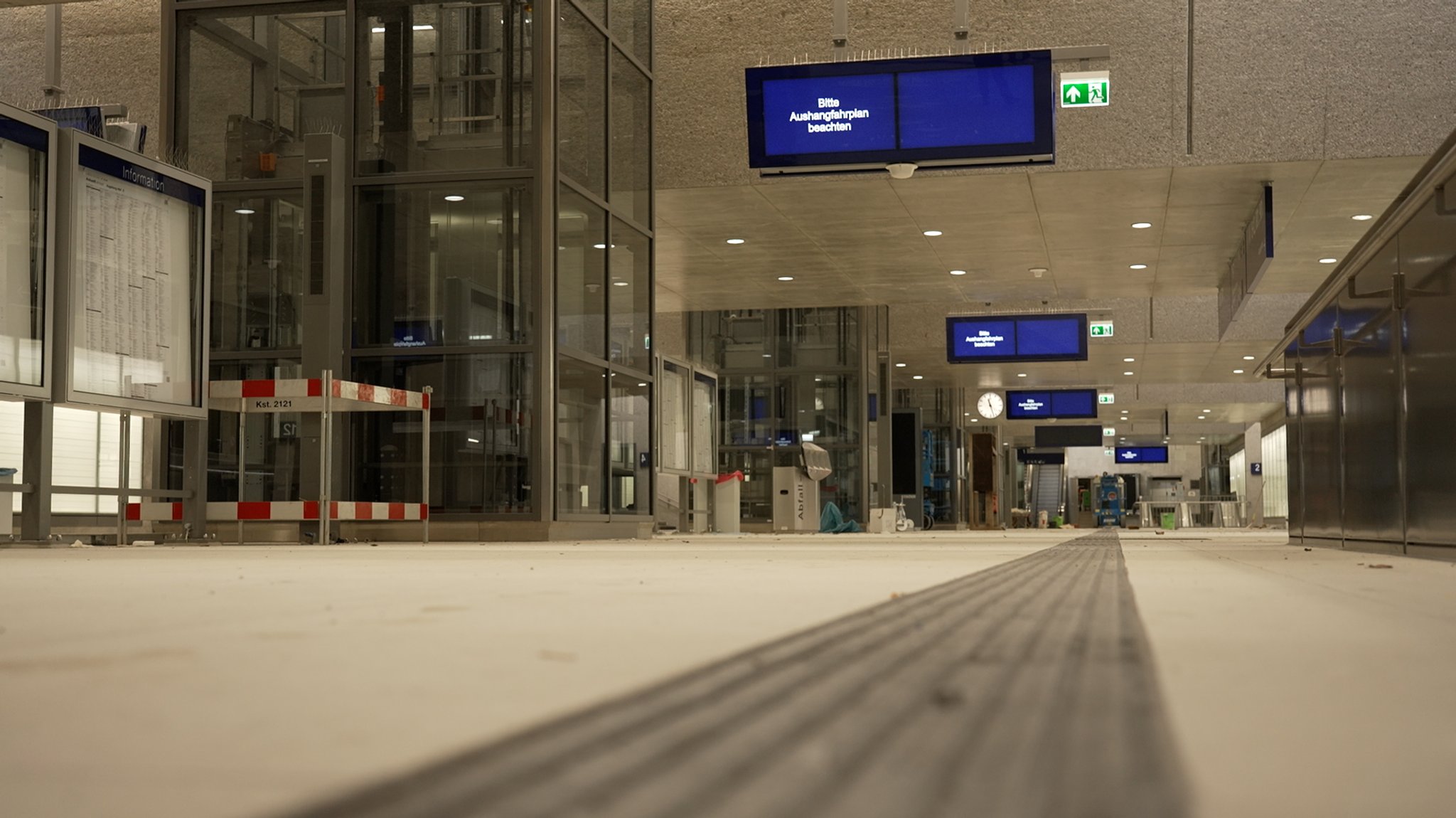 Neue Verteilebene im Augsburger Hauptbahnhof