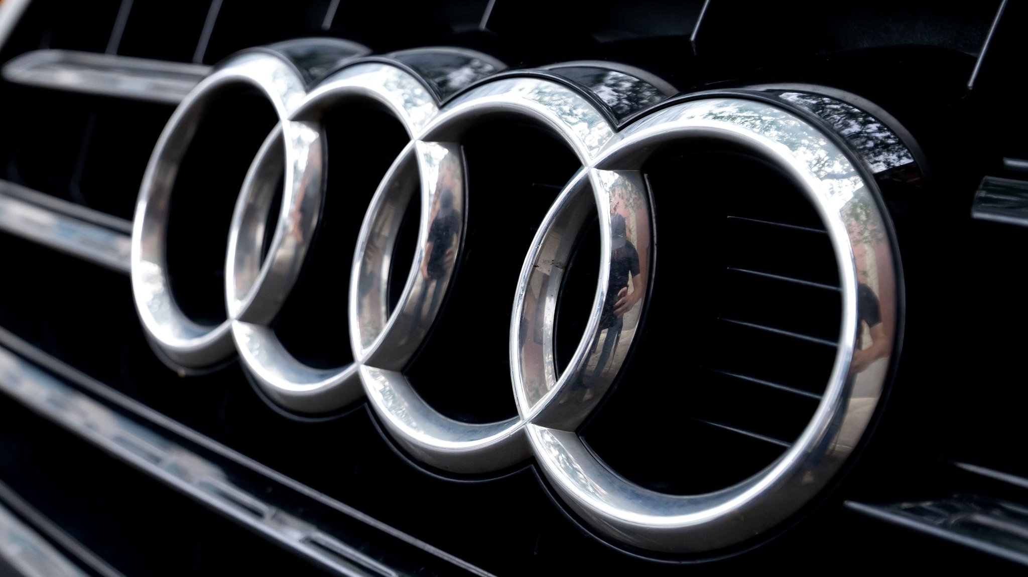 In dem Verfahren geht es um die Rolle von vier angeklagten Ex-Managern des Konzerns im Diesel-Skandal. | Bild: dpa-Bildfunk / Sven Hoppe In dem Verfahren geht es um die Rolle von vier angeklagten Ex-Managern des Konzerns im Diesel-Skandal.