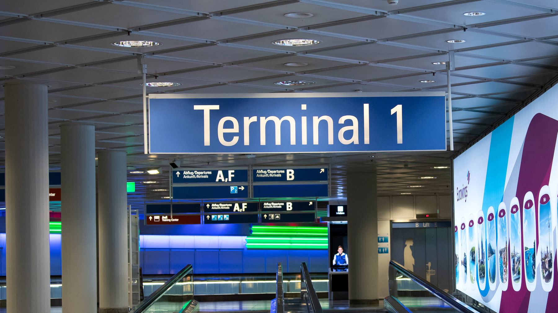 Münchner Flughafen: Terminal 1 wieder in Betrieb | BR24