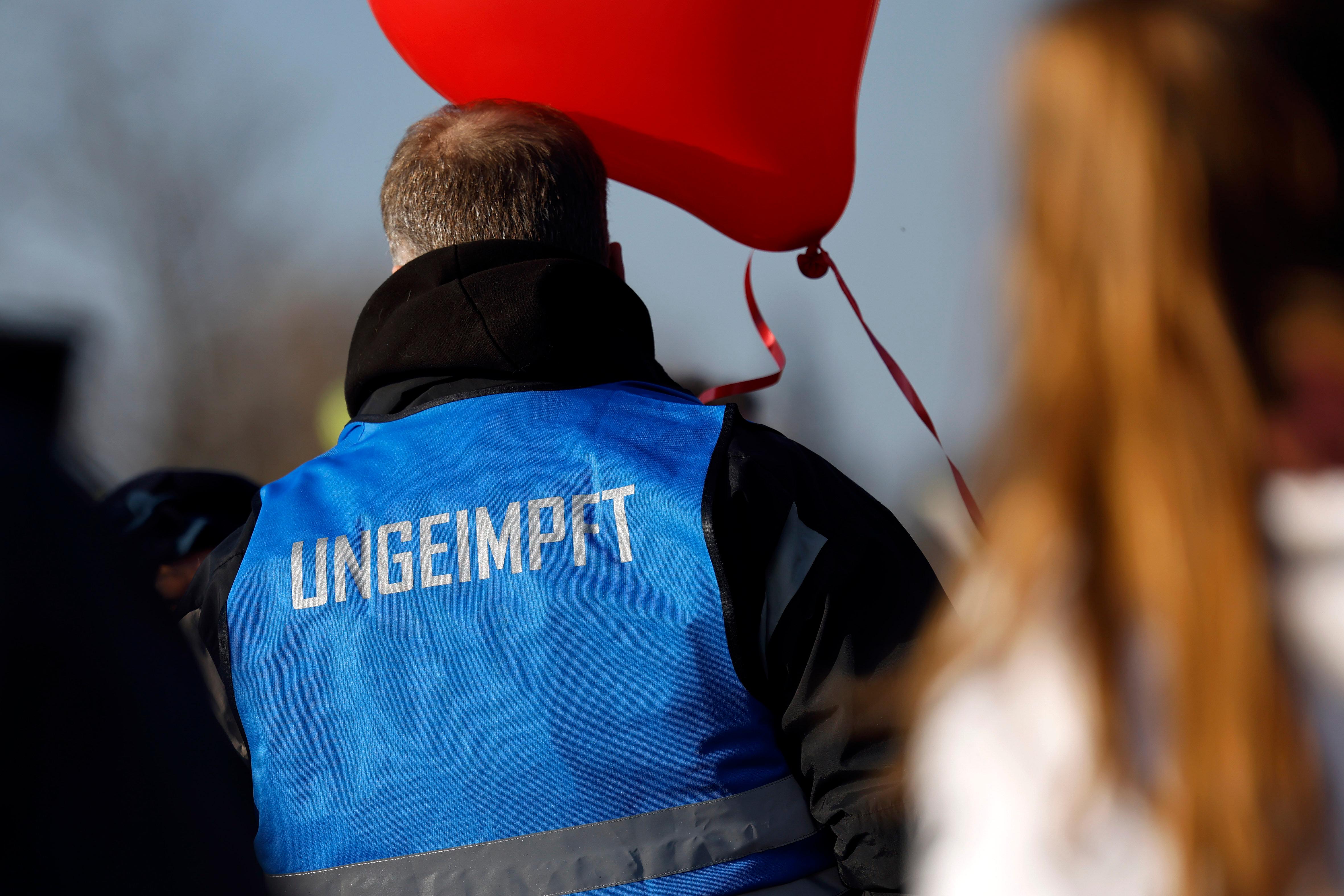 Gericht: Unbezahlte Freistellung Ungeimpfter War Rechtswidrig | BR24