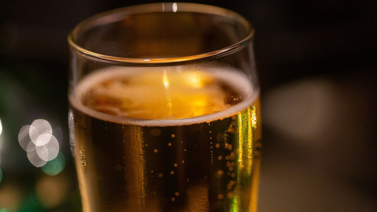 16 Bier einzeln mit Karte bezahlt – Polizeieinsatz in Mamming