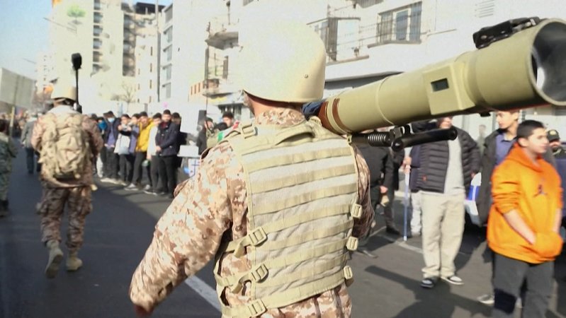 EU-Beschluss – Revolutionsgarden sind Terrororganisation | Bild: BR EU-Beschluss – Revolutionsgarden sind Terrororganisation