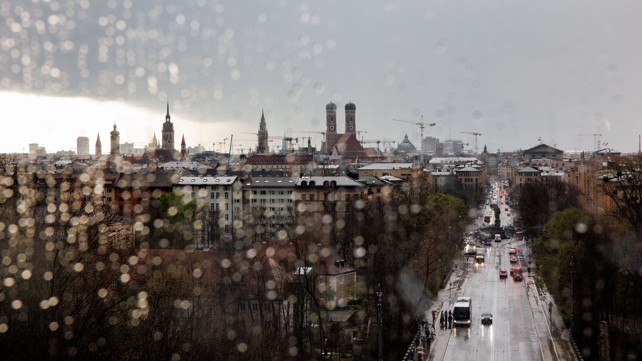 Regen in München (Archiv)