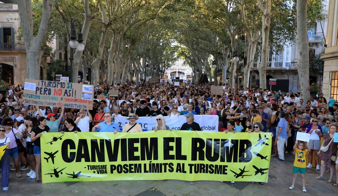 Demonstration gegen den Massentourismus in Palma de Mallorca (21.7.24).