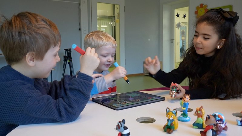Vorschulkinder mit Lern-App | Bild: Oliver Römhild Vorschulkinder mit Lern-App