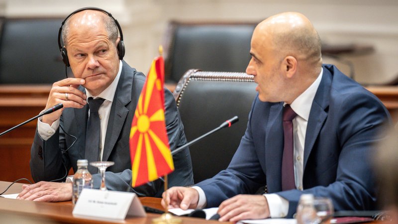 Bundeskanzler Olaf Scholz hat in Nordmazedonien Ministerpräsident Dimitar Kovacevski getroffen