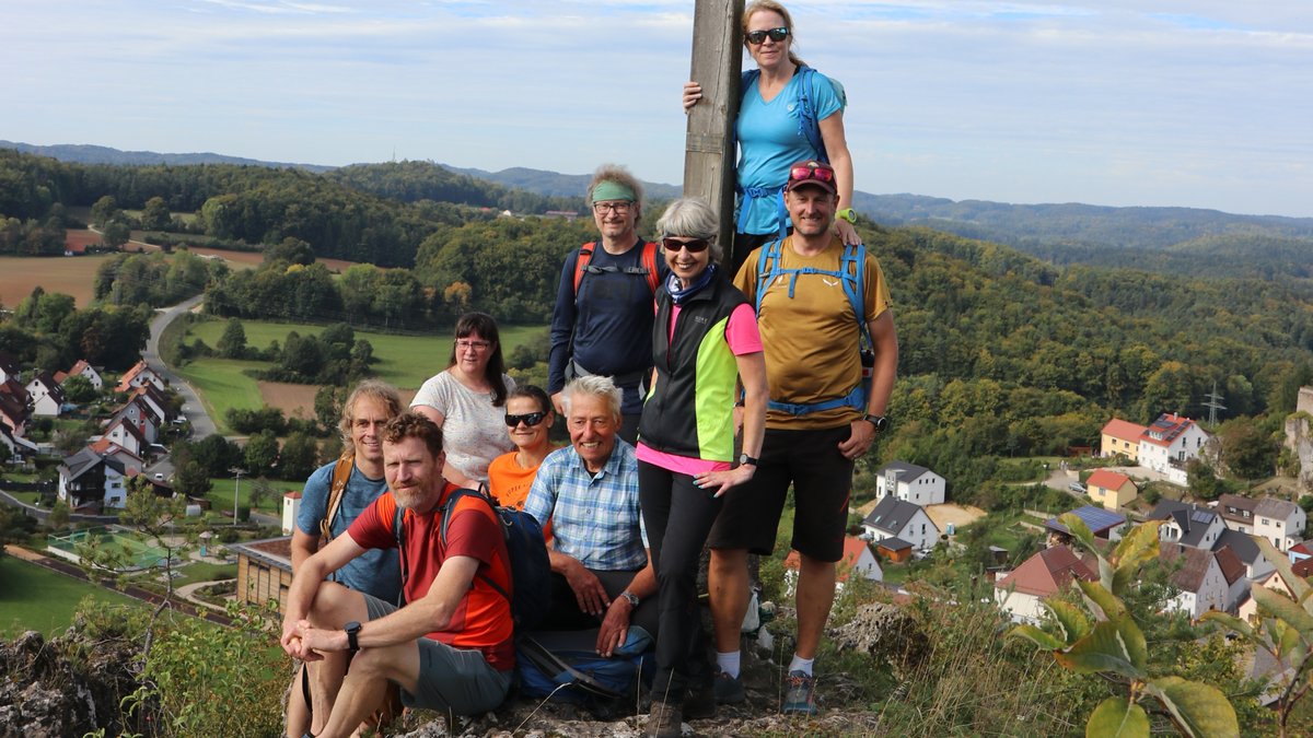 Teilnehmer der BR Bergtour mit Bergauf-Bergab-Moderator Michi Düchs
