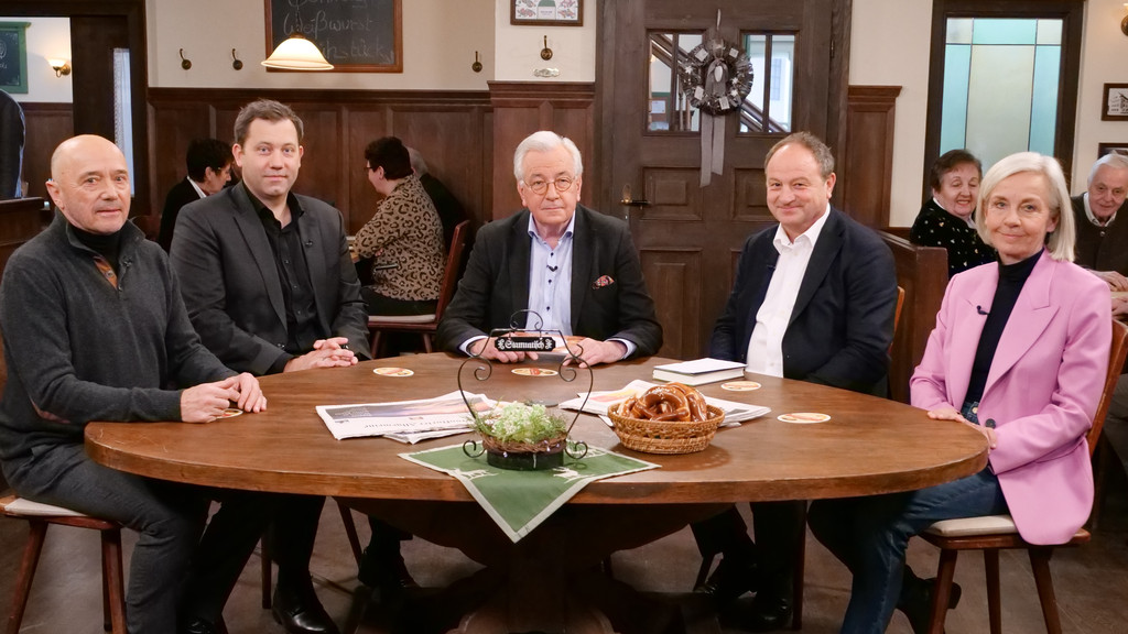 Christian Neureuther, Lars Klingbeil, Hans Werner Kilz, Rainer Maria Schießler, Ursula Münch | Bild: Bayerischer Rundfunk 2022/Andreas Schroll Christian Neureuther, Lars Klingbeil, Hans Werner Kilz, Rainer Maria Schießler, Ursula Münch