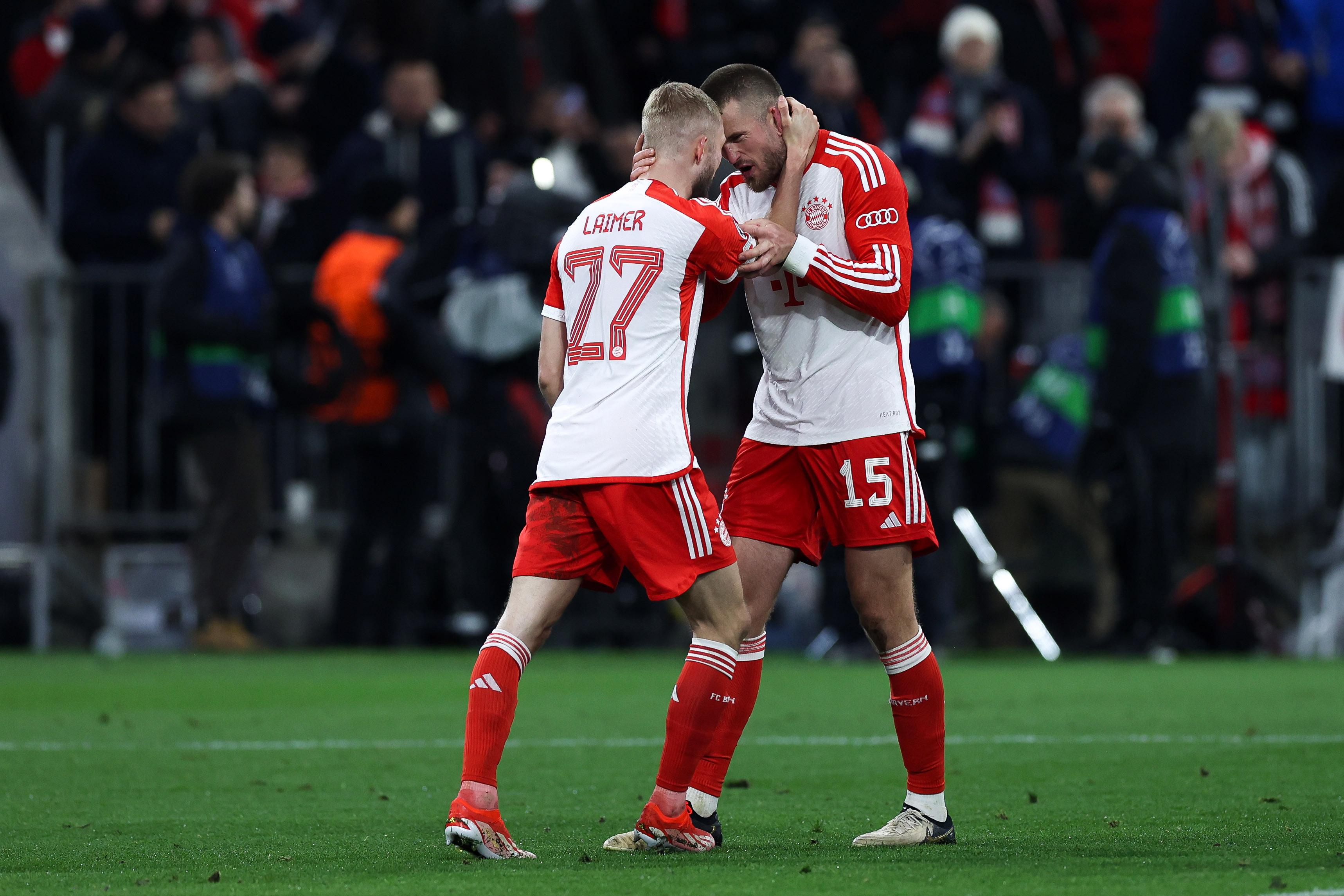 Konrad Laimer und Eric Dier jubeln nach dem Sieg über den FC Arsenal