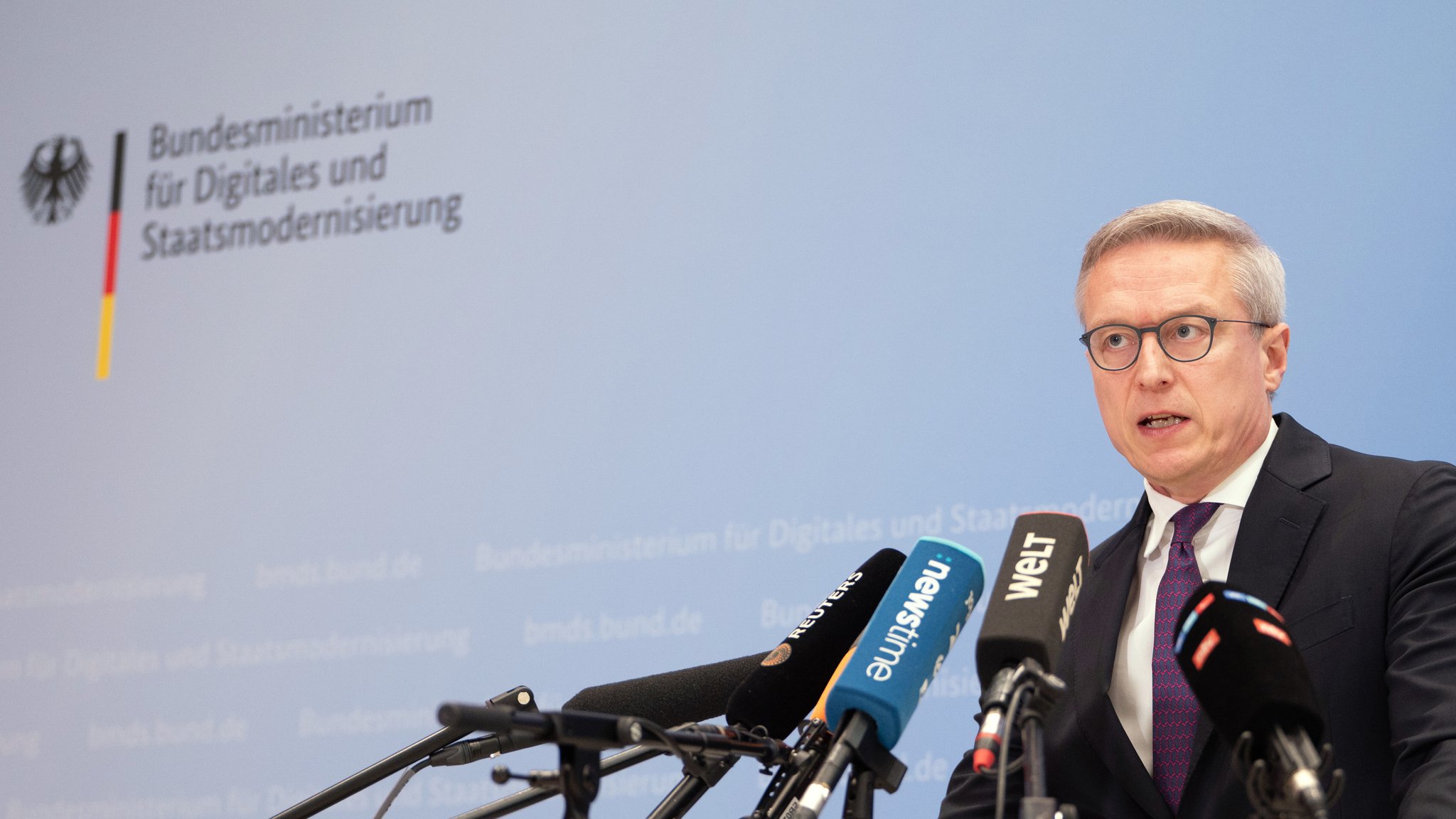 (Archivbild) Karsten Wildberger (CDU), Bundesminister für Digitales und Staatsmodernisierung, spricht bei einer Pressekonferenz