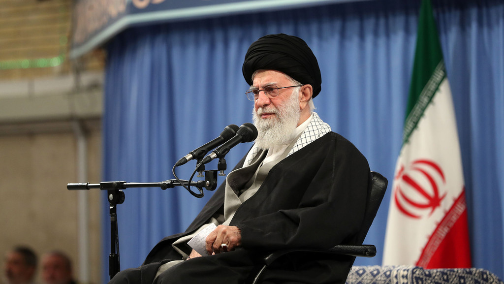 Ajatollah Ali Chamenei, Oberster Führer und geistliches Oberhaupt des Iran