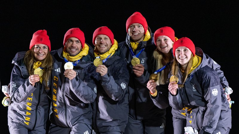 Die Rodel-Staffel rund um Wendl/Arlt | Bild: picture alliance / Eibner-Pressefoto | Memmler Die Rodel-Staffel rund um Wendl/Arlt