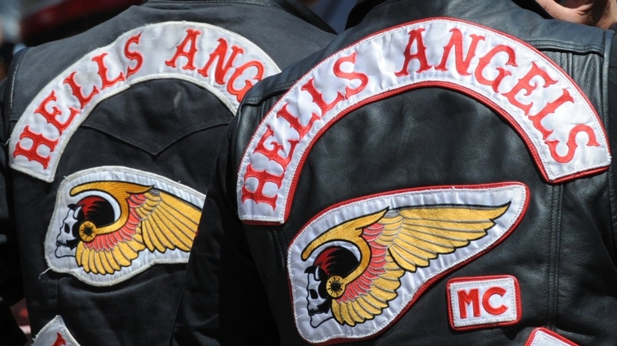 Hells Angels eröffnen Clubheim: Waffen sichergestellt