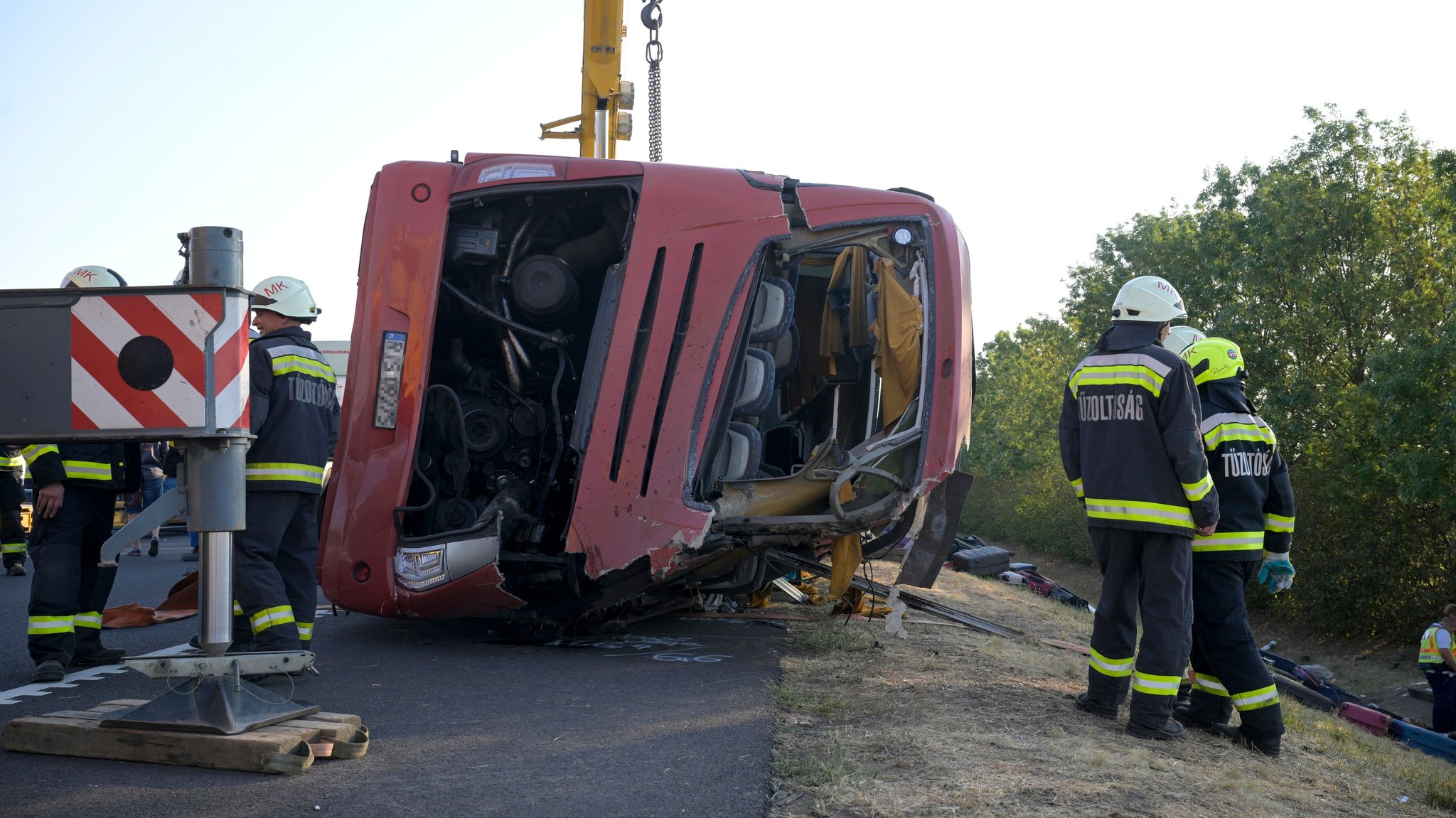 Zwölf Pilger bei Busunglück in Ungarn gestorben 