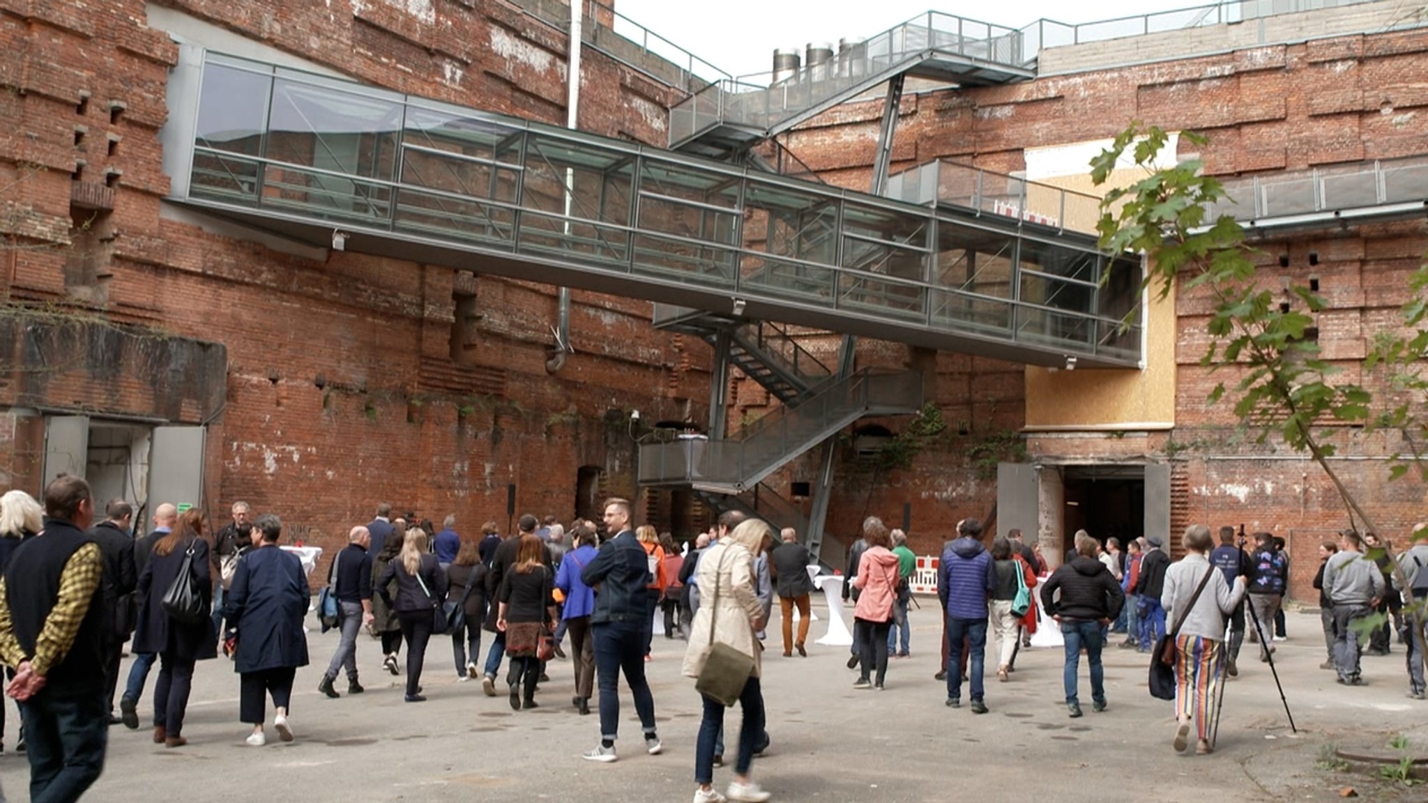 Rohbau für erneuertes Dokumentationszentrum abgeschlossen