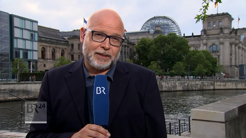 Aus Berlin berichtet BR-Korrespondent Tim Aßmann.