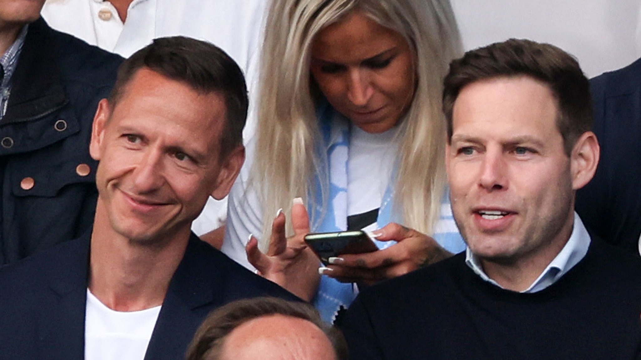 Geschäftsführer Marc Nicolai Pfeifer und der neue Geschäftsführer Sport beim TSV 1860 München, Christian Werner (r.)