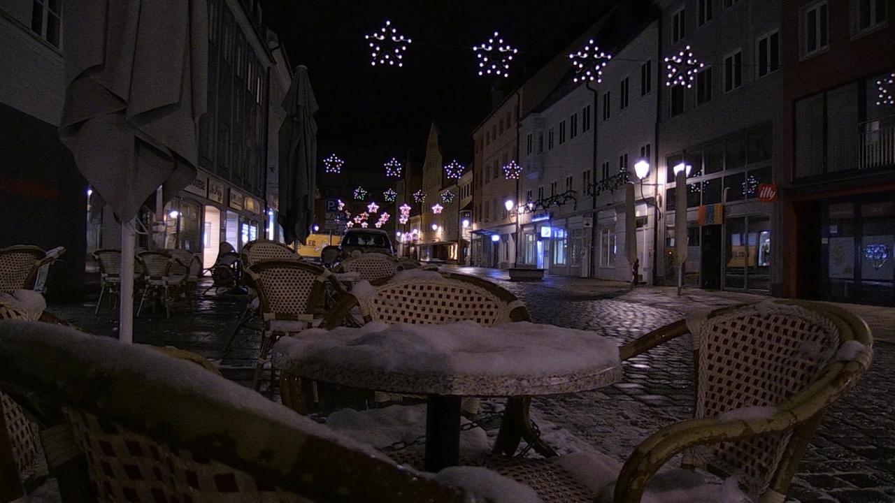 Nächtliche Ausgangssperre: Alles ruhig in Schwaben | BR24