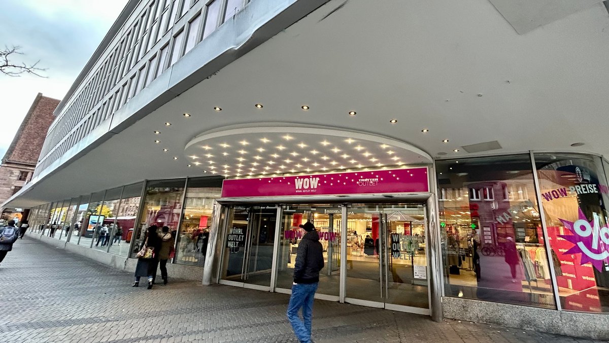 Retten Outlet-Stores in leeren Kaufhäusern die Innenstädte?