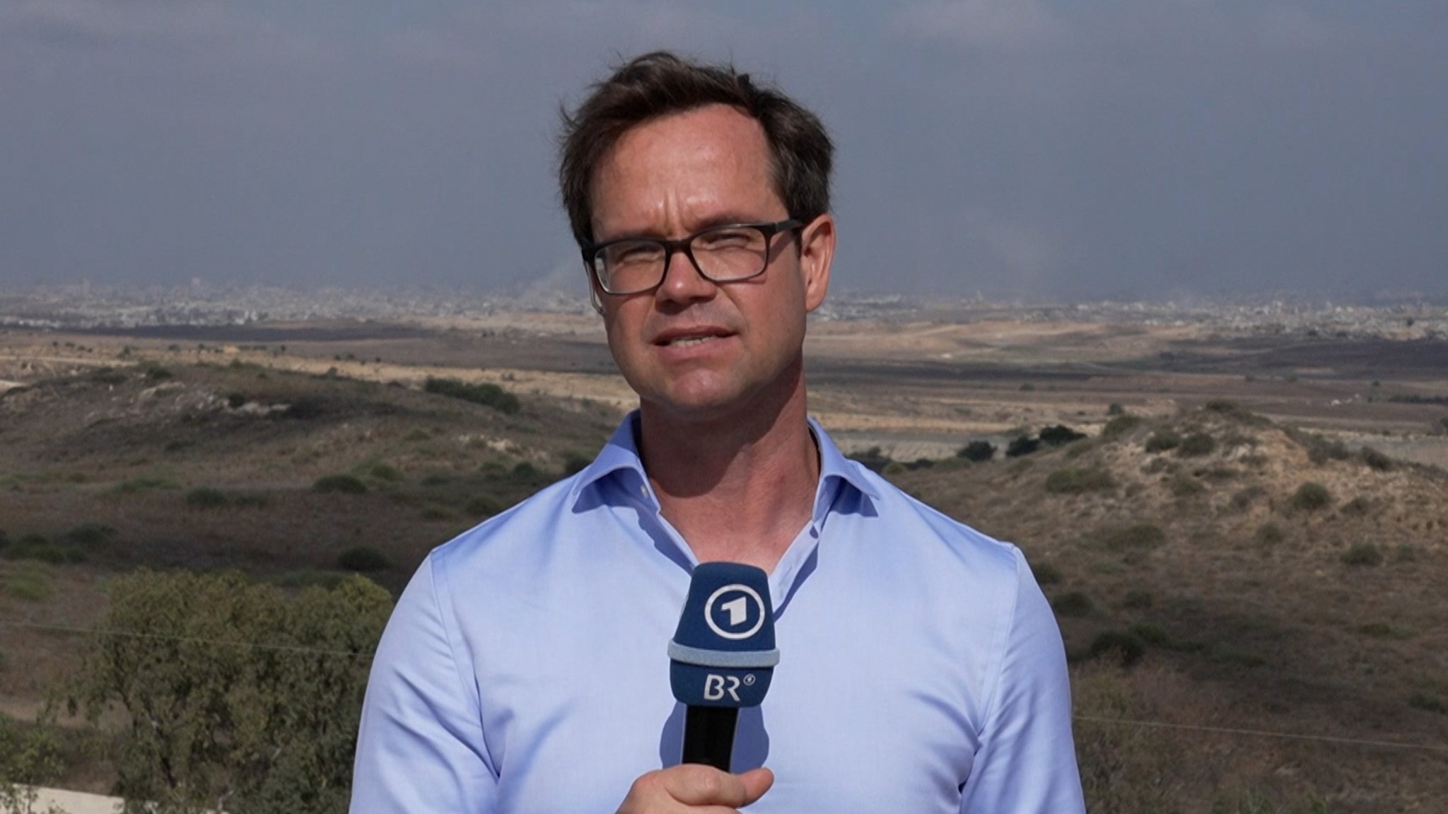 Auf Druck von US-Präsident Donald Trump signalisiert Israel Bereitschaft zu einer Waffenruhe im Gazastreifen. Jörg Poppendieck berichtet.