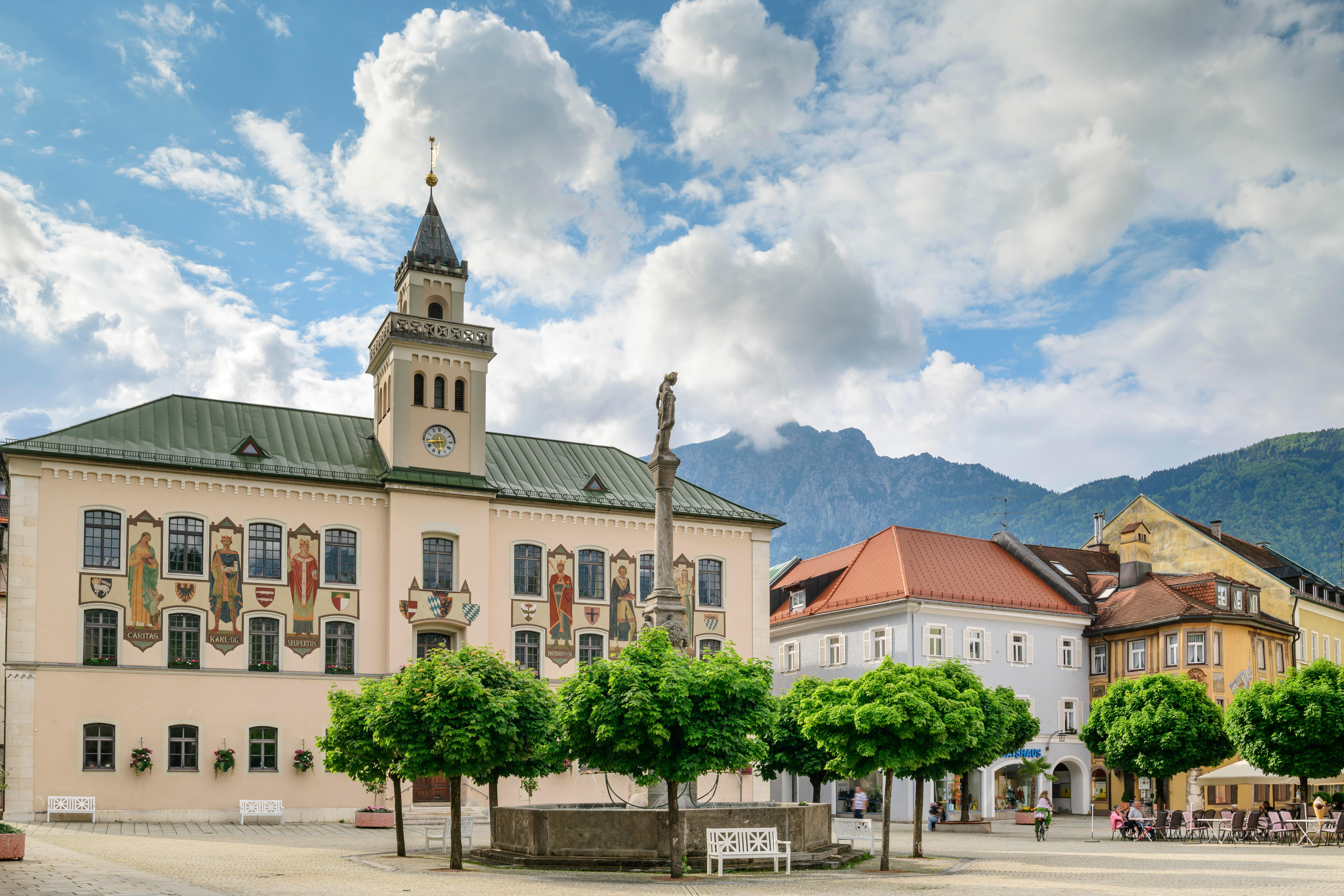 Blick auf das Rathaus von Bad Reichenhall (Archivbild)